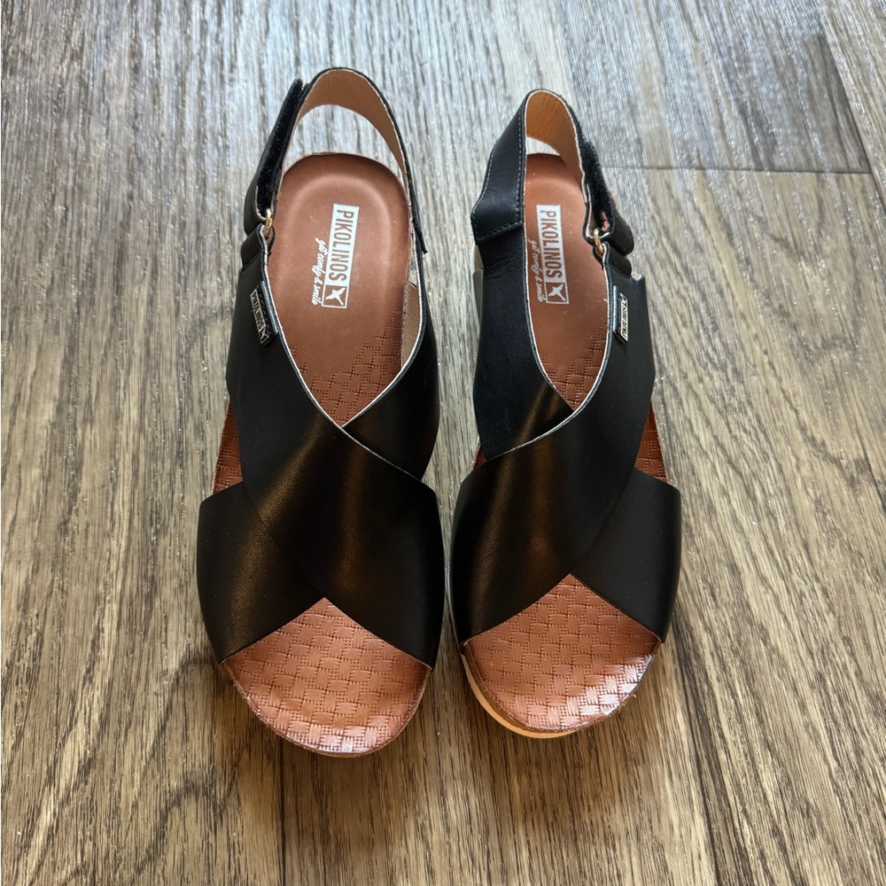 Pikolinos sandal